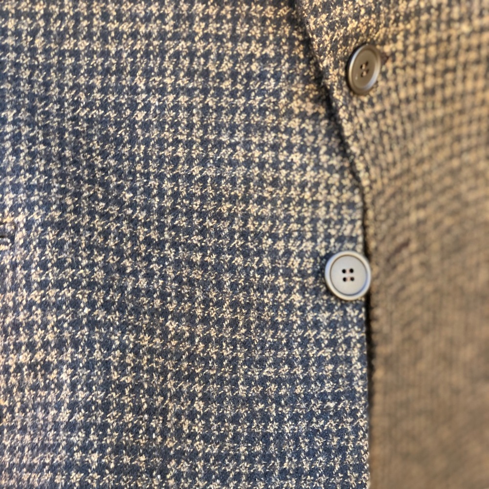 VTG Giorgio Armani Le Collezioni 💯 Cashmere, 42R - Picture 8 of 15